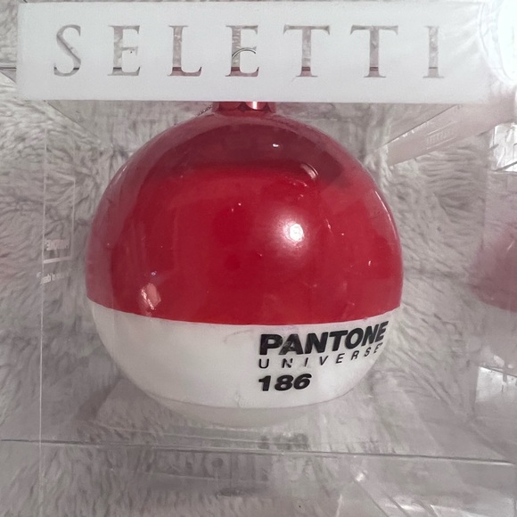 Pantone Universe Seletti Christmas ornaments, red #186 - Picture 2 of 5
